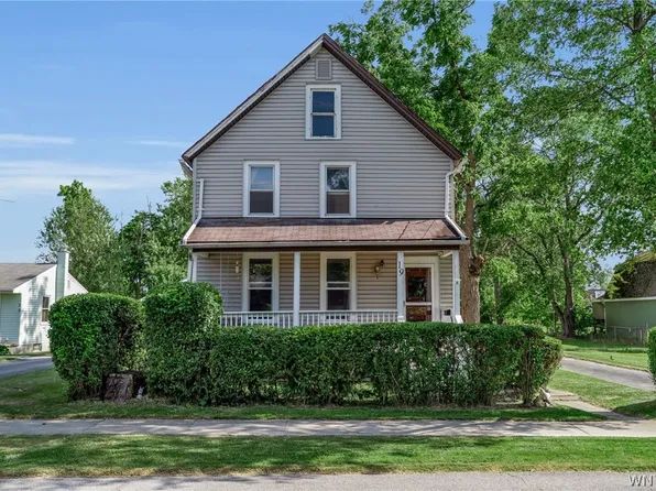 19 Little Pl, Depew, NY 14043
