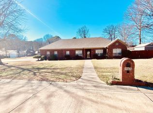 1603 Miller Place Dr, Bryant, AR 72022
