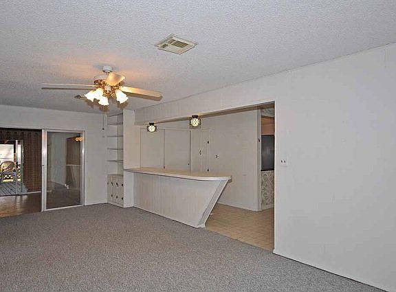 4th image of 2103 Avenue I