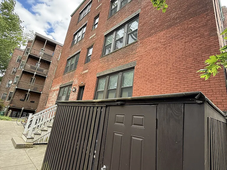 367 Harvard St #4 — Photo 38