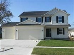 2209 Savanna Rd, Bloomington, IL 61705