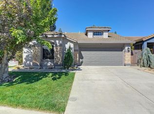 10104 Brighton Oaks Ct, Elk Grove, CA 95624