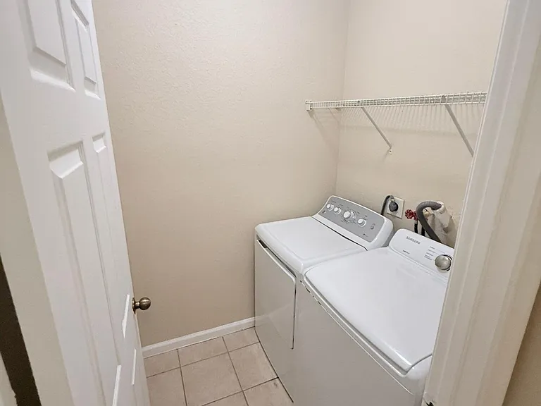905 N Santa Catalina Cir #905 — Photo 23