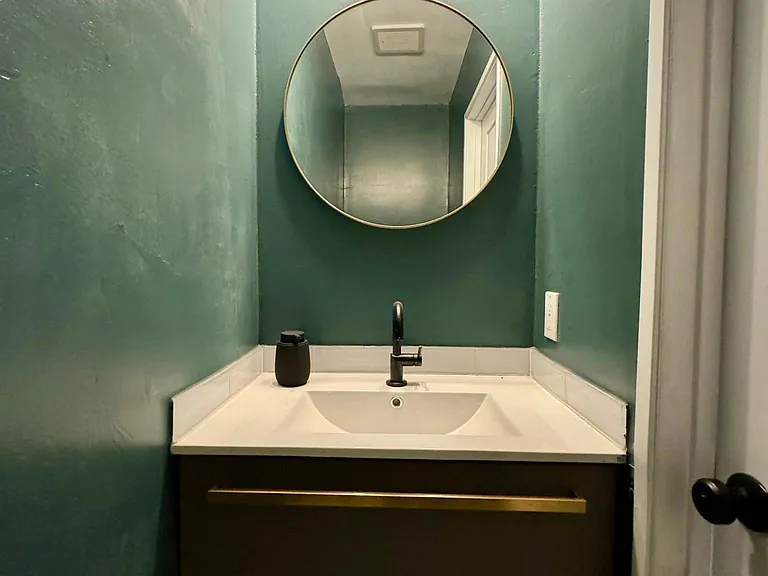 Green Ct — Photo 14