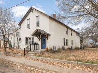 810 4th St S #1, Stillwater, MN 55082