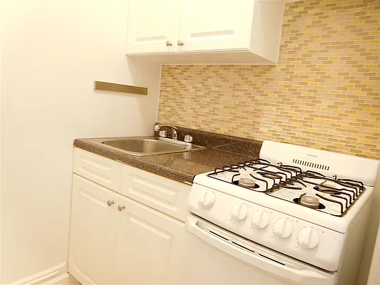 Rented by Corcoran | media 10