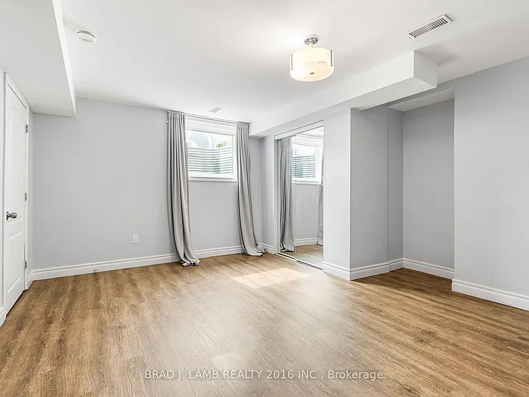 3 Hearson St #BASEMENT — Photo 24