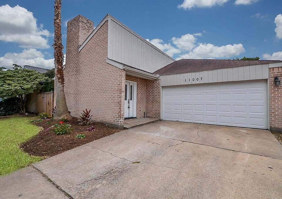 1st image of 11007 Bellbrook Dr
