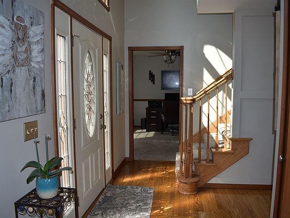 5th image of 10779 Volinia Dr