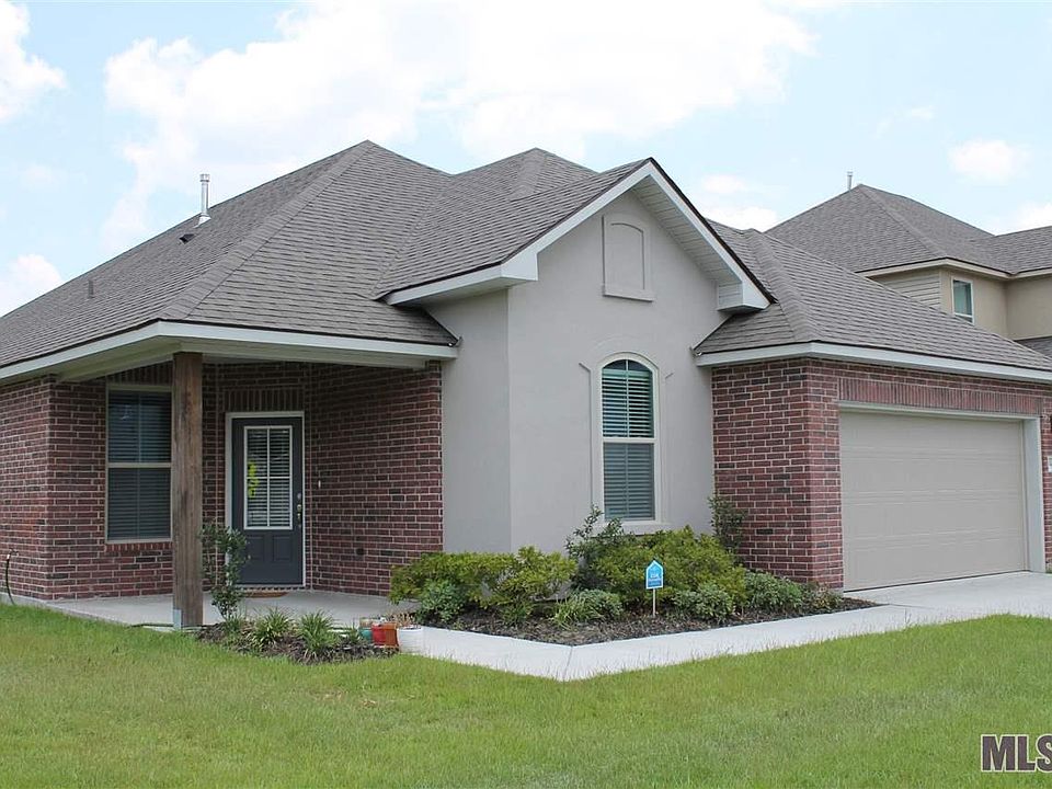 1st image of 39411 Legacy Lake Dr