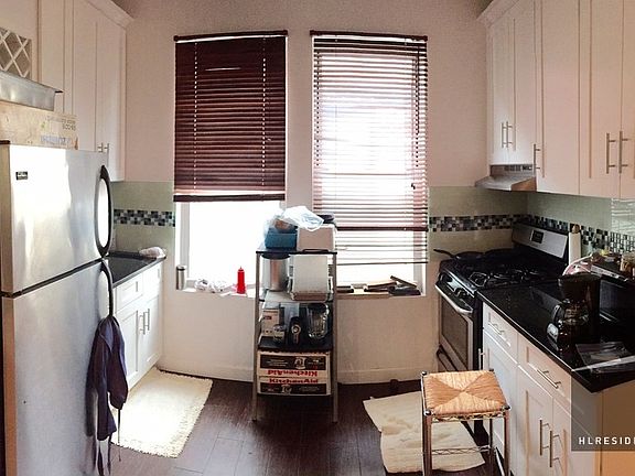 4th image of 3433 43rd St APT 2F