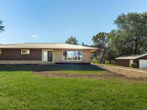 N7470 Highway 55, Menasha, WI 54952