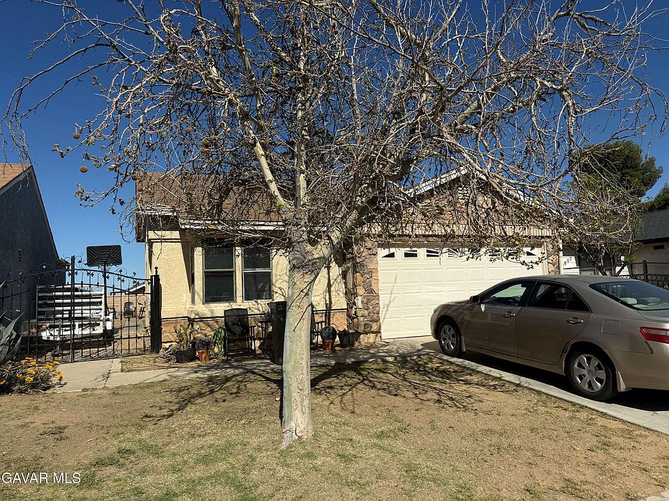 1st image of 2839 Nandina Dr