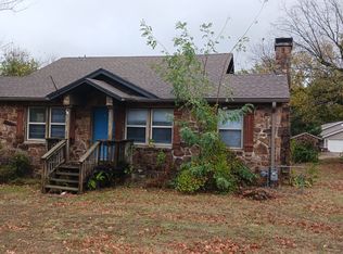 1740 N Garland Ave, Fayetteville, AR 72703
