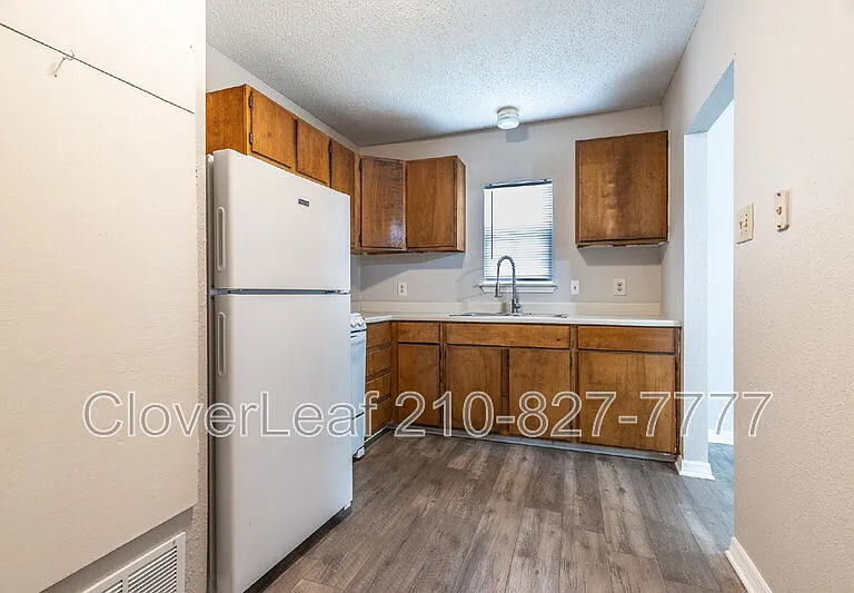 512 Curtiss Ave — Photo 10