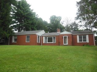 1098 Washington Farms, Wheeling, WV 26003