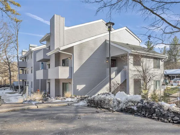 1321 Prospect Village Ln APT D, Ballwin, MO 63021