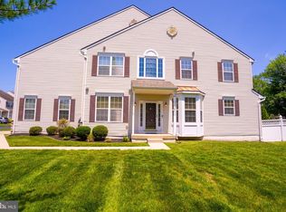 101 Beacon Dr, Deptford, NJ 08096