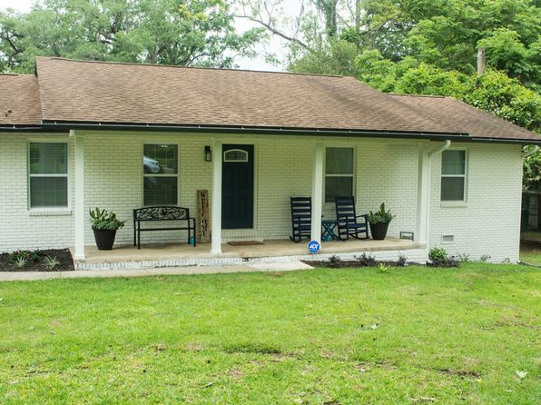1120 Pinecrest Dr