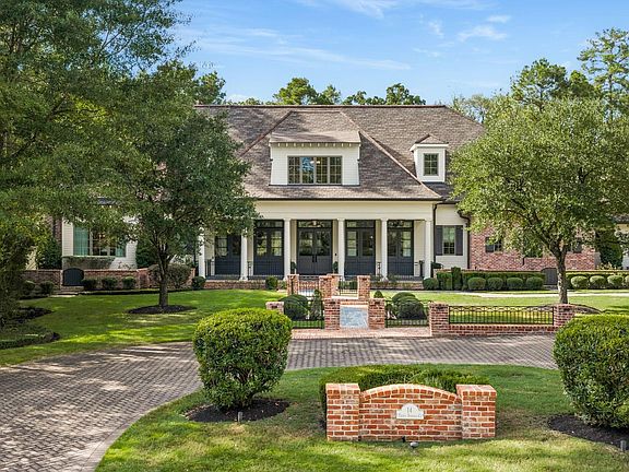 2nd image of 14 Peony Springs Ct