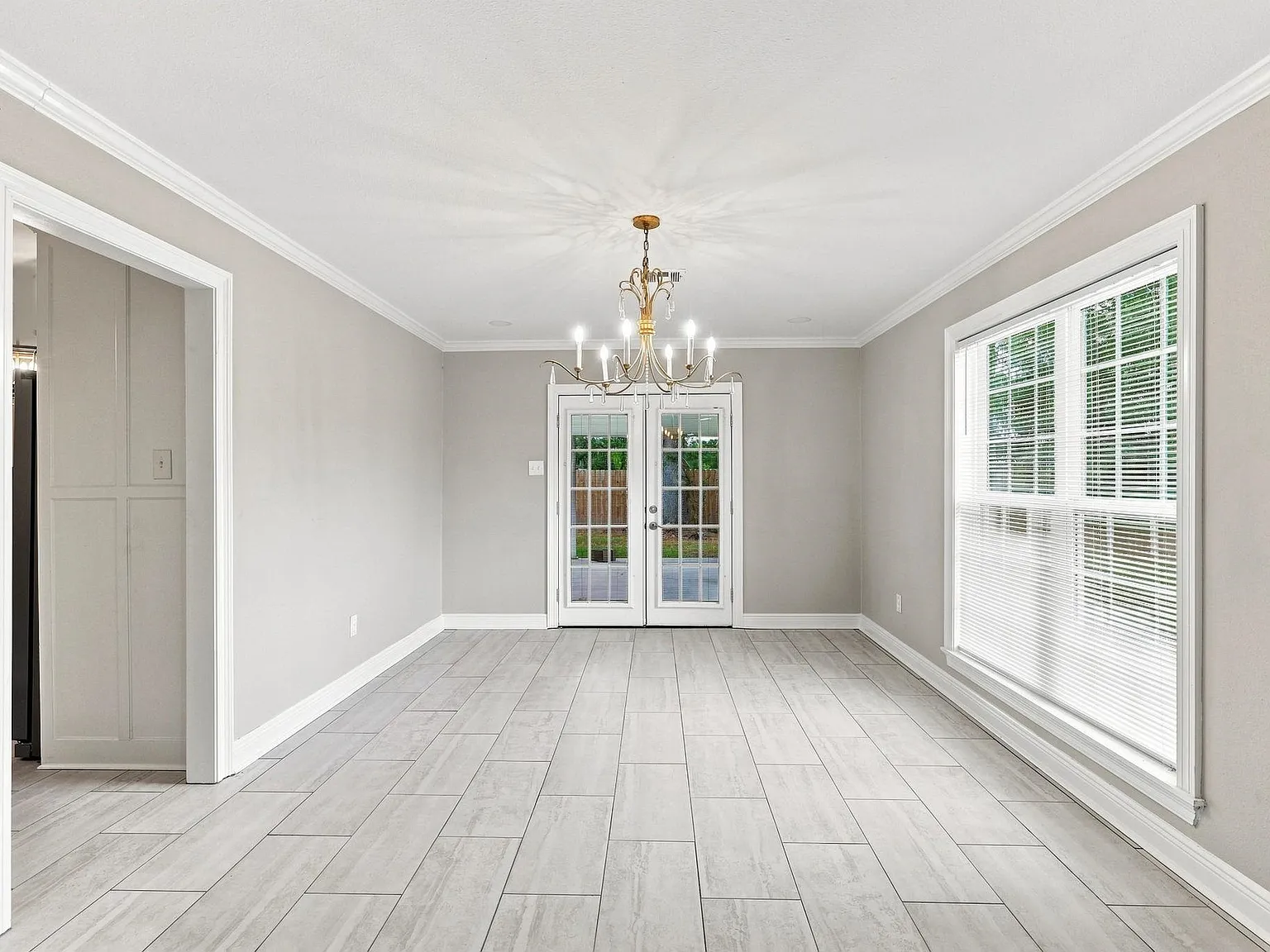 3 bed, 2001 sqft, $2,100 — Photo 4