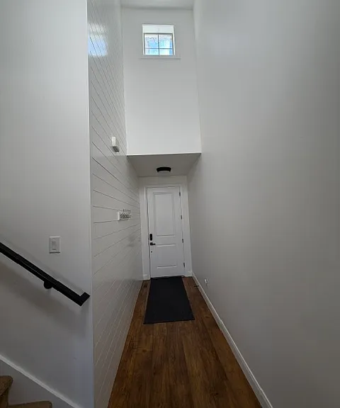 1098 W Cattail Ct — Photo 9