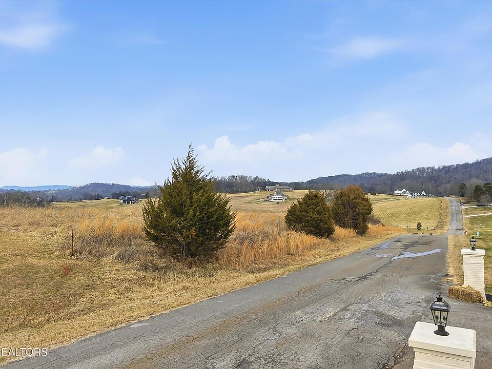 1st image of 972 Cliff Top Rd