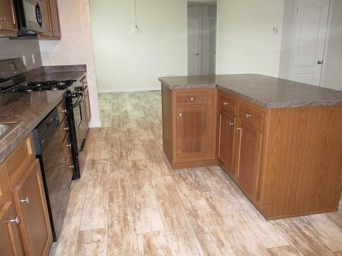 4th image of 7382 Unicorn Ave SE