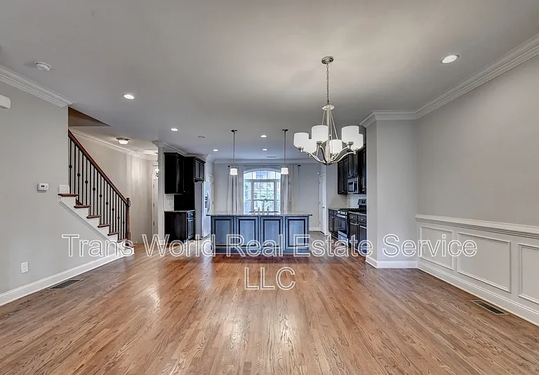 4648 Pine St SE — Photo 16