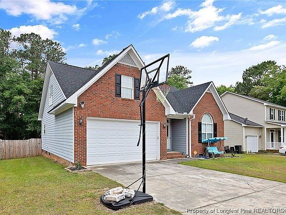 3rd image of 421 Bramblegate Rd