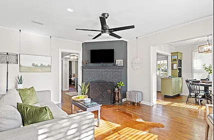 3539 Ernest St — Photo 4