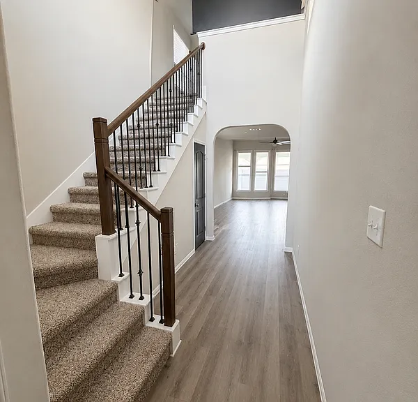 2291 Raider Dr — Photo 3