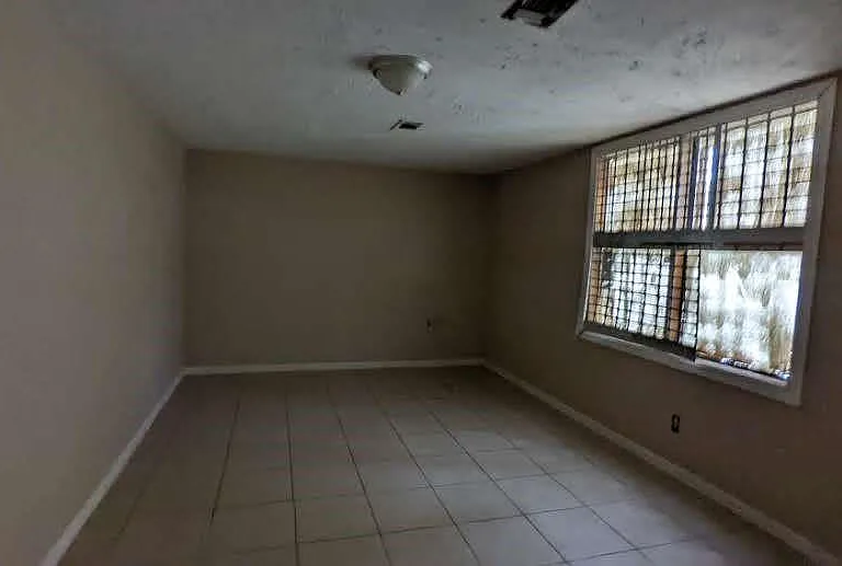 12343 Haroldson Forest Dr — Photo 11