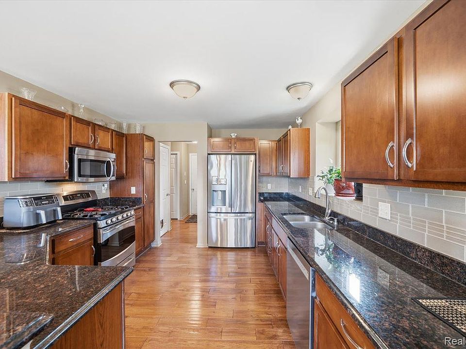 57549 Windmill Point, photo 10