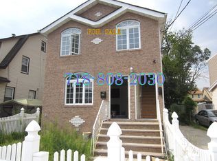 110 Reid Ave, Breezy Point, NY 11697