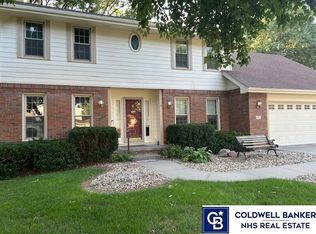 642 S 212th St, Elkhorn, NE 68022