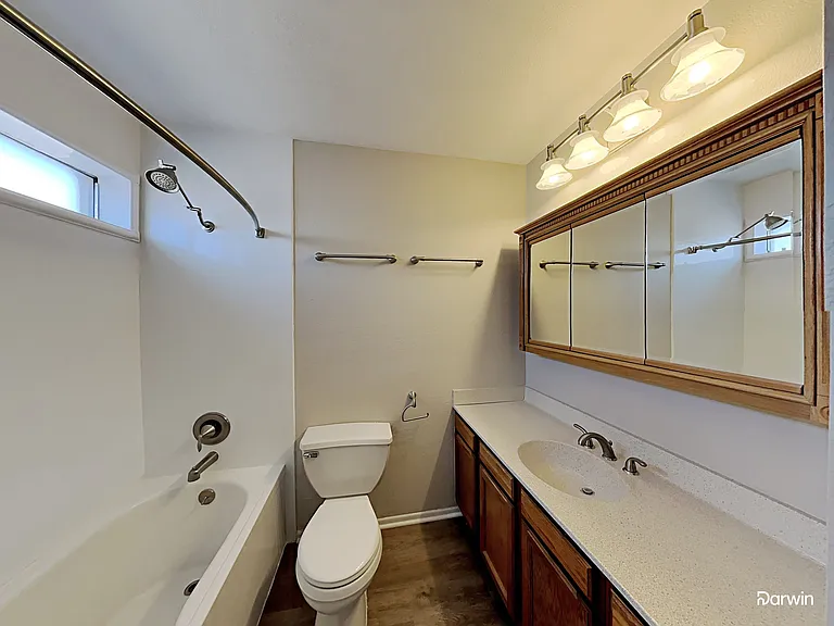 521 E Rosemonte Dr — Photo 10