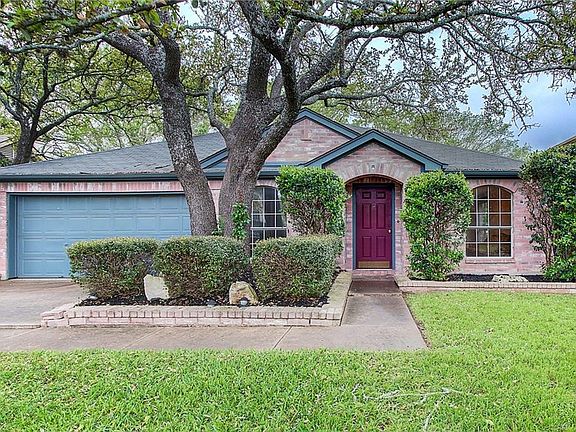 2nd image of 1807 Blue Bell Dr