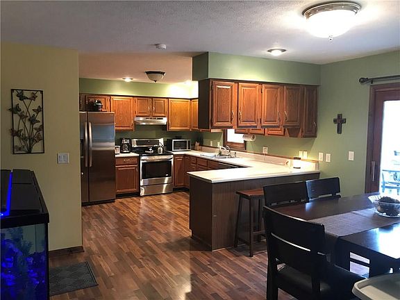 3rd image of 1306 Shroyer Pl