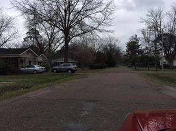 2nd image of 1474 Canal Ave