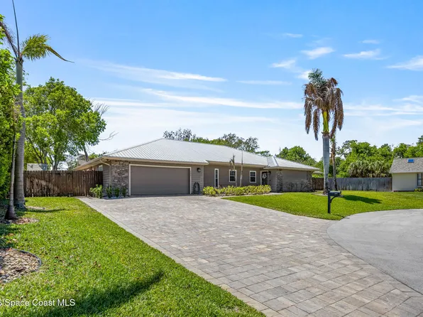 2554 Kumquat St NE, Palm Bay, FL 32905