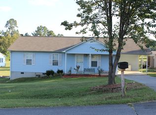 145 Brittney Dr SE, Calhoun, GA 30701