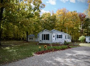 N7843 Noquebay Rd, Crivitz, WI 54114