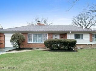6396 N Hiawatha Ave, Chicago, IL 60646