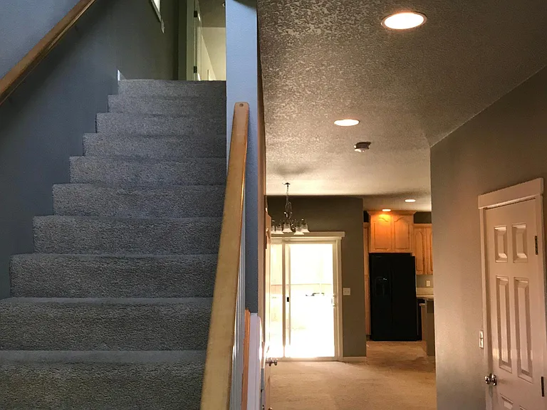 9507 NE 73rd St — Photo 5