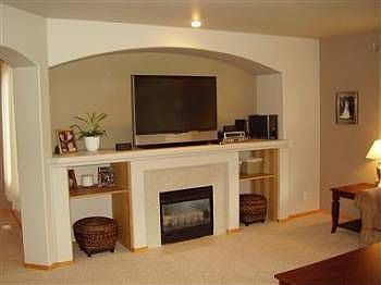 5th image of 12618 195th Avenue Ct E
