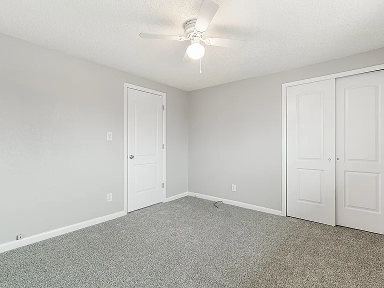 4510 Everett Ct — Photo 12