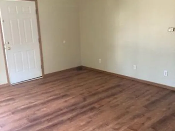 327 W Broadway St APT 1, Urbana, OH 43078
