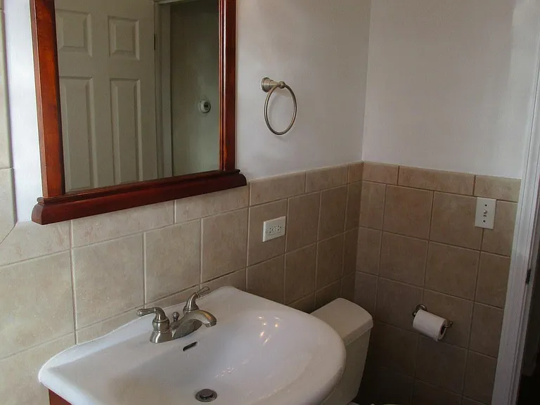 1194 S Kenilworth Ave #1 — Photo 5