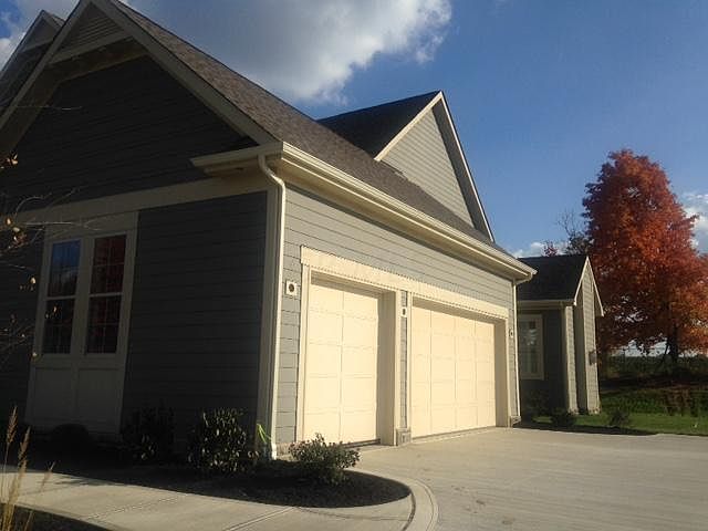 2nd image of 2057 Forestview Ln